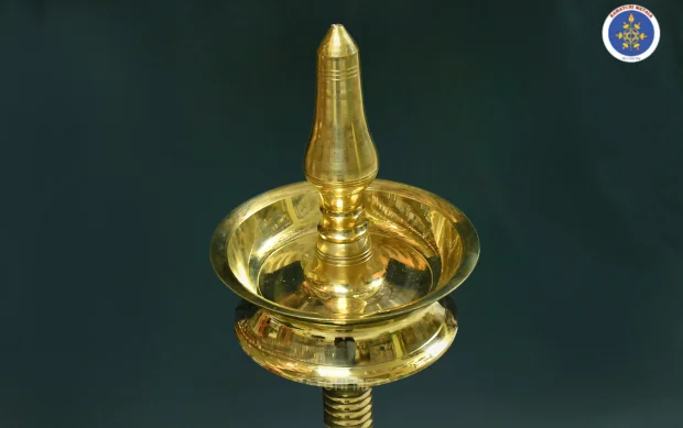Brass Pamba Vilakku Kerala Style - Image 2